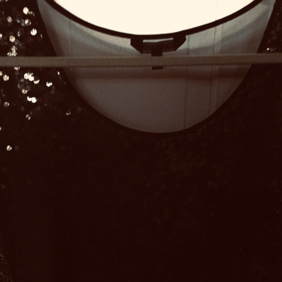 Express Black and Silver Sequin Top - Picture 14 of 15